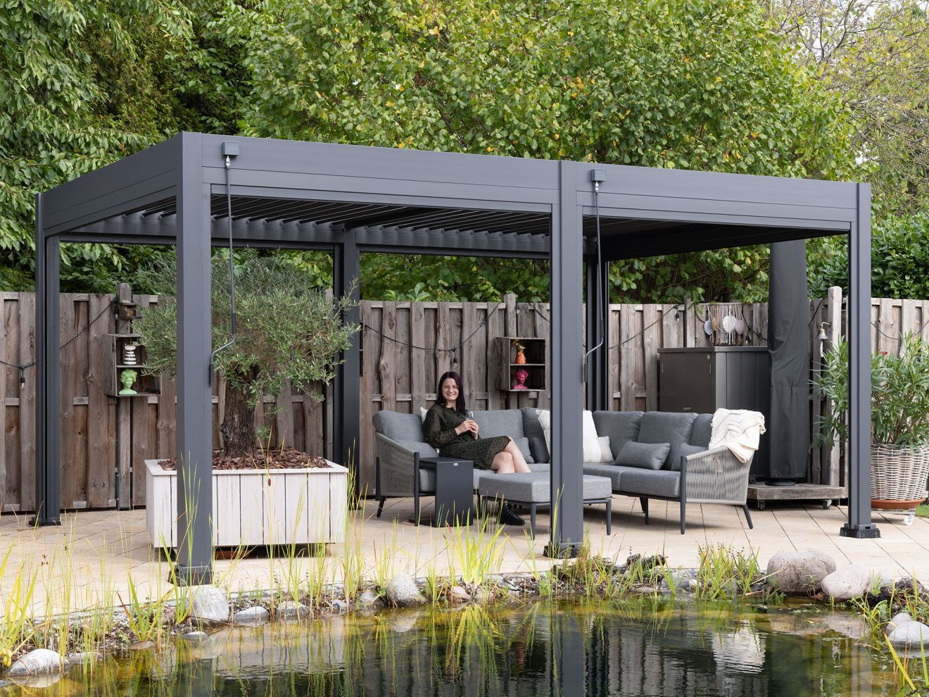 Bellagio Mineo Ecklounge-Set 4-teilig Grau 237.5x237.5cm Rabatt: 20 % Bellagio Mineo Ecklounge-Set 4-teilig Grau 237.5x237.5cm Rabatt: 20 %