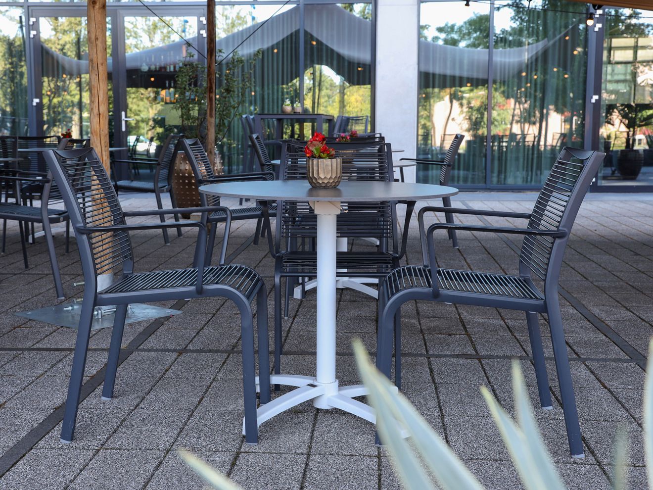 Apple Bee Hawaii Gartenstuhl stapelbar Grau  Rabatt: 18 %