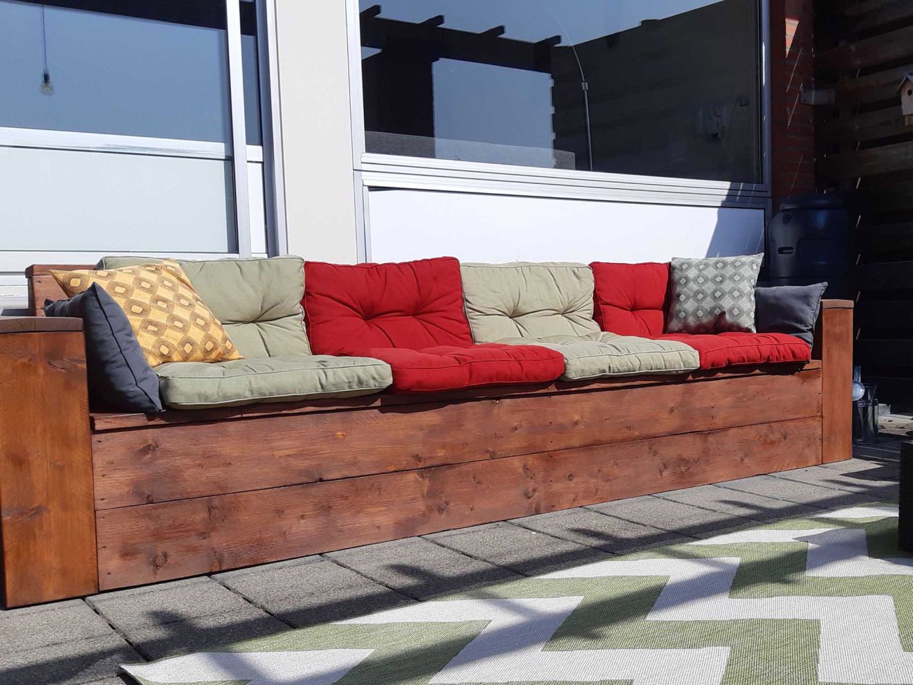 Madison Florance Loungekissen Rücken ca. 60x40 cm Rot 60x40cm Rabatt: 29 %