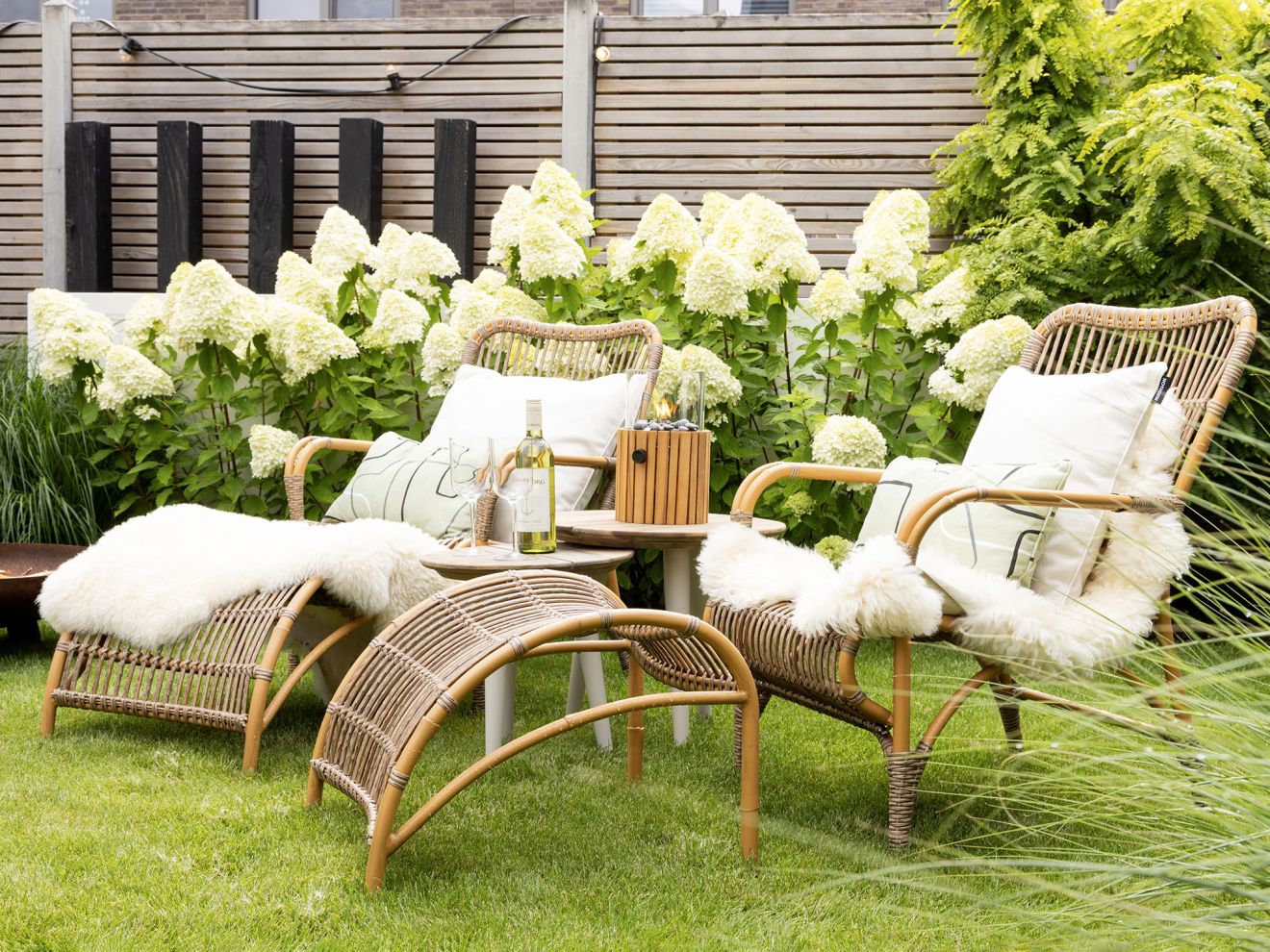 Intenso Napoli Gartensessel mit Hocker Taupe  Rabatt: 20 %