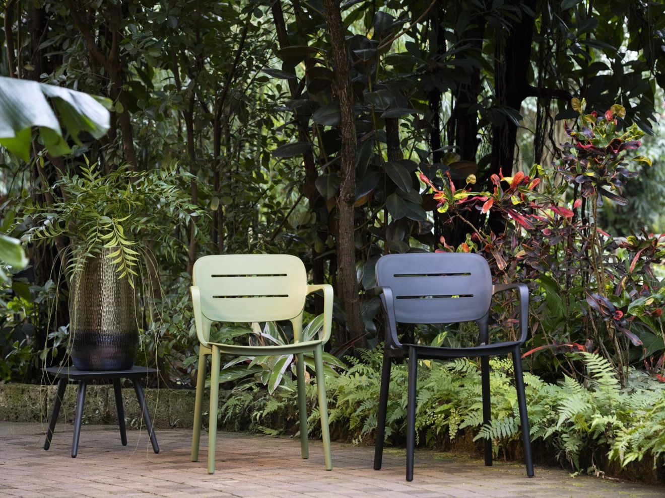 Forza Pazzia/Canzo ø 80 cm Gartenmöbel-Set 5-teilig stapelbar Grün 80cm Rabatt: 19 %