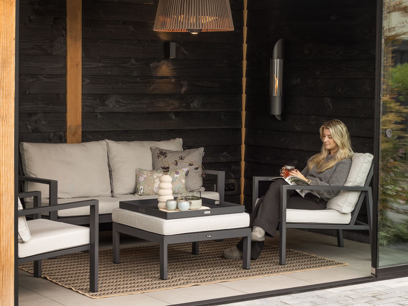 Tenderflame Cycloflame Wandkamin 16,5x16,5x81 cm Schwarz