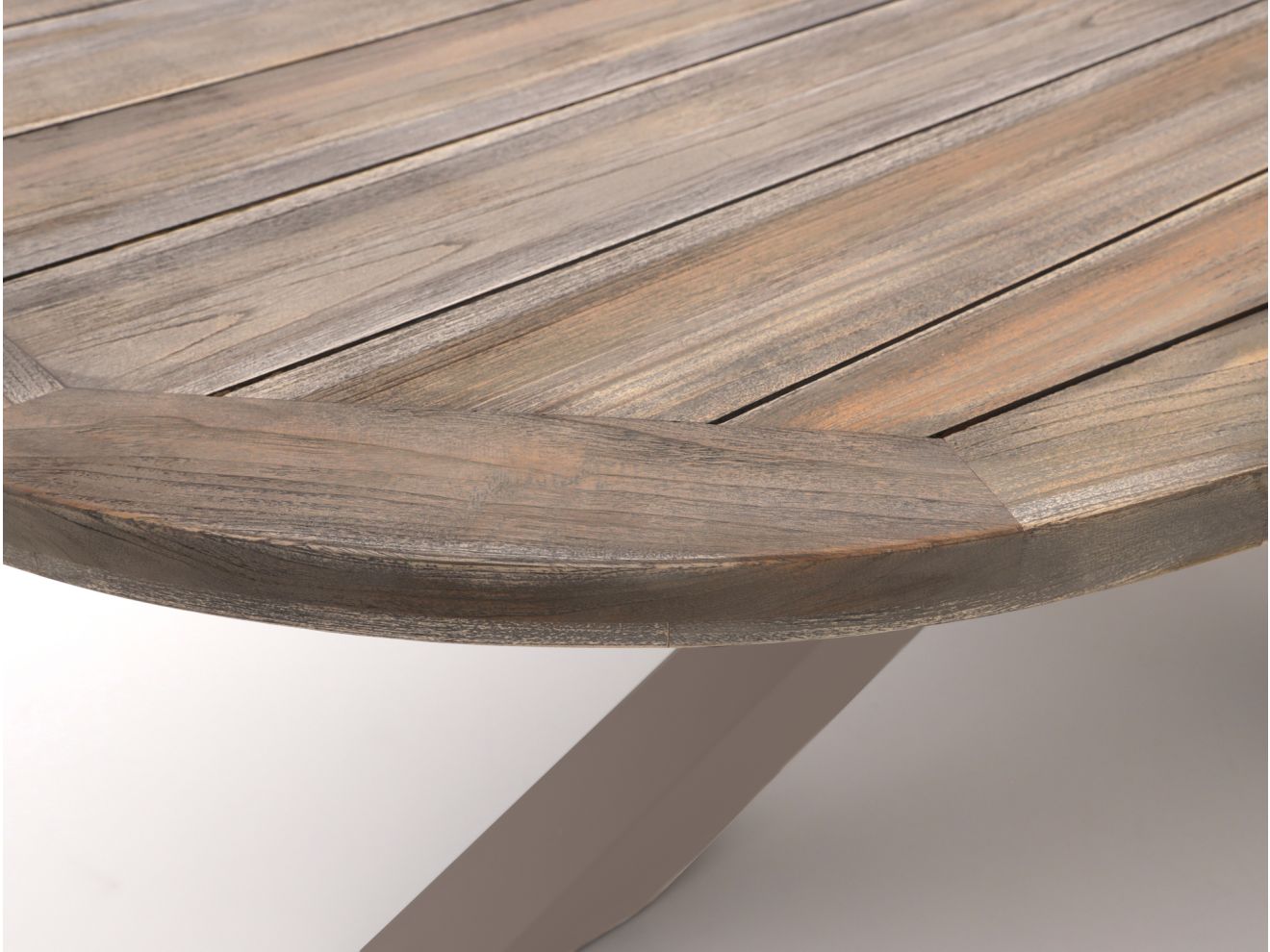 ROUGH-Y Ellips Low Dining Gartentisch 240x120 cm Taupe  Rabatt: 31 %