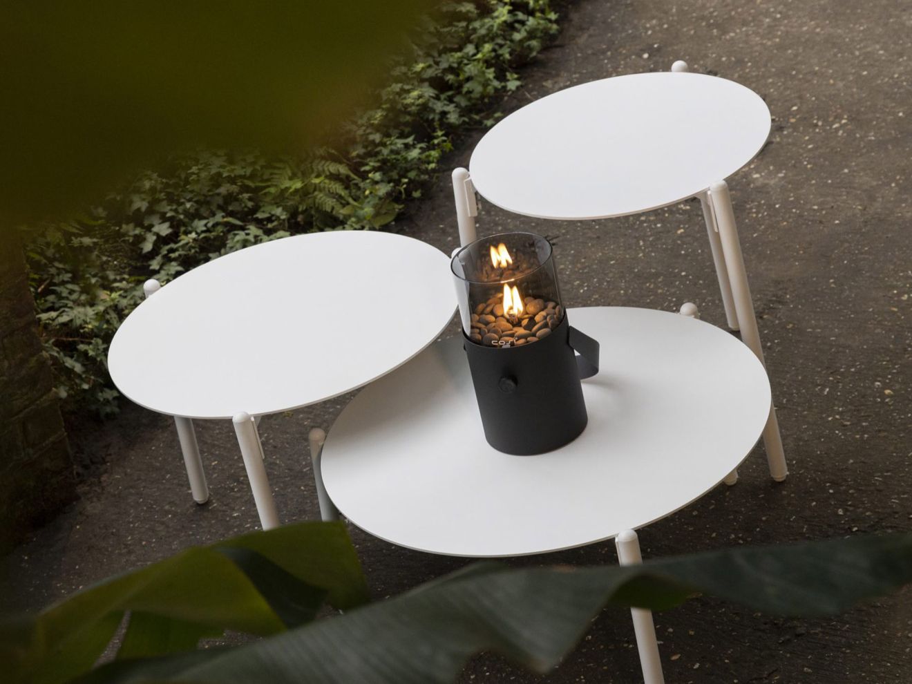 Manifesto Cella Beistelltisch Outdoor ø... Manifesto Cella Beistelltisch Outdoor ø...