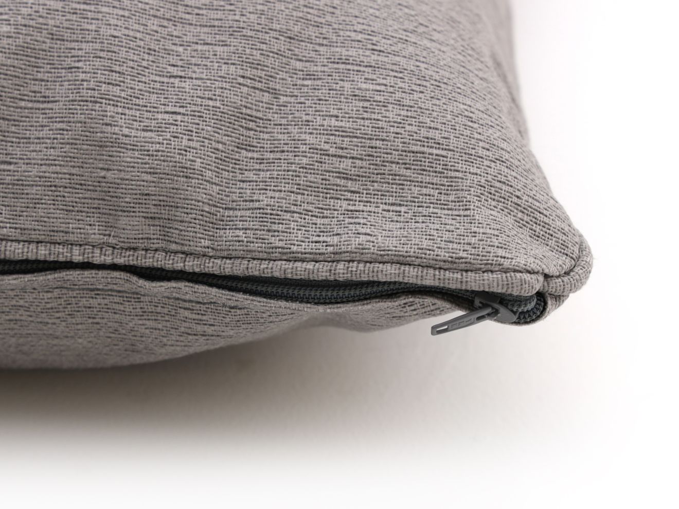 Madison Dekokissen 50x50 cm Rabatt: 33 %...