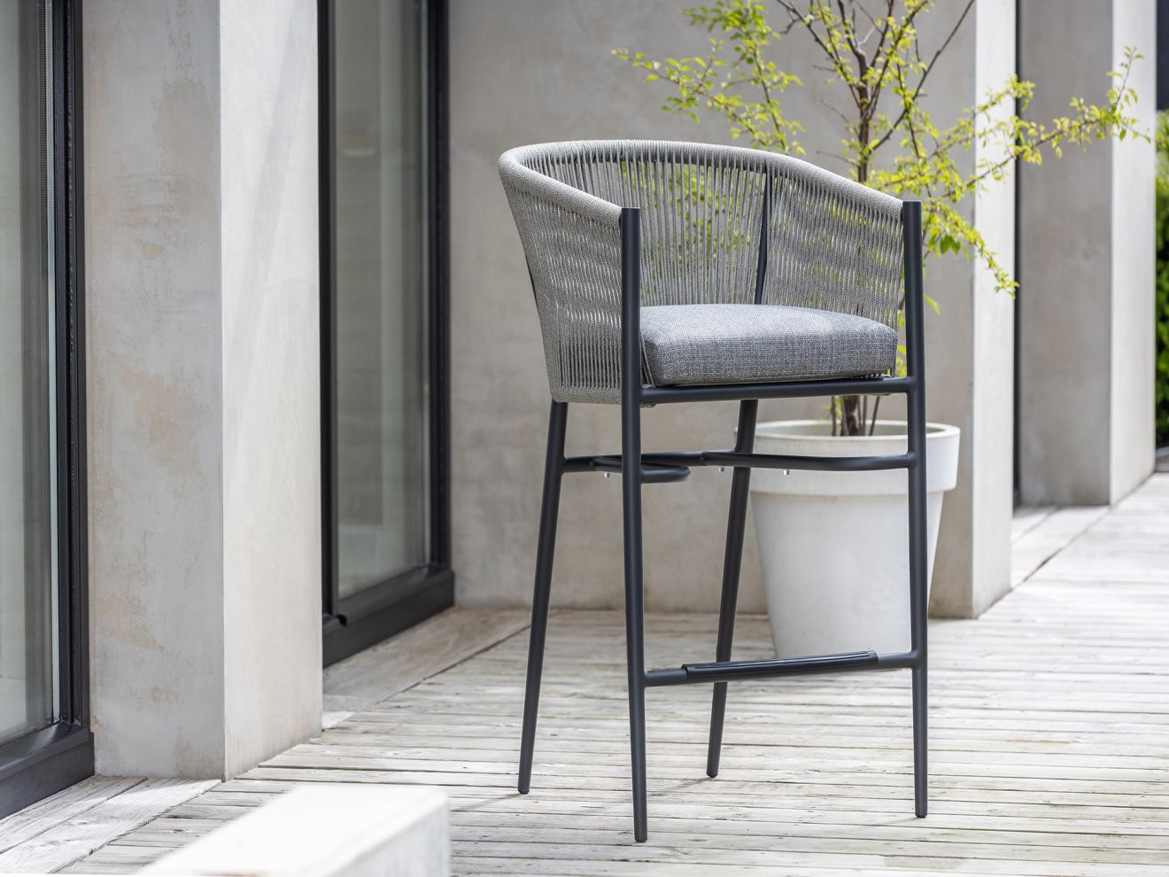 Bellagio Mineo/ROUGH-Y Ellips 240 cm High Dining Gartenmöbel-Set 7-teilig Grau Rabatt: 23 % Bellagio Mineo/ROUGH-Y Ellips 240 cm High Dining Gartenmöbel-Set 7-teilig Grau Rabatt: 23 %