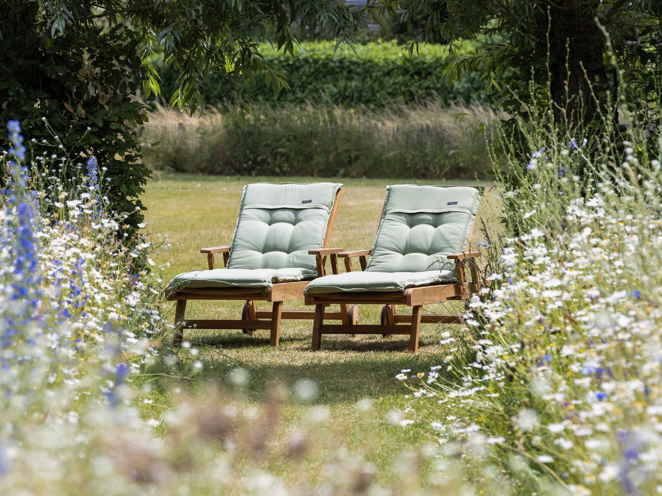 Sunyard Derby Gartenliege mit Rad Braun ...