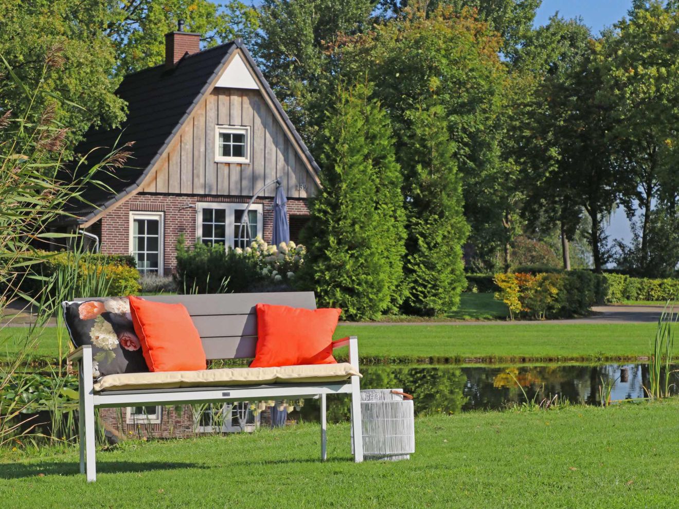 Bellagio Bravo Gartenbank 128 cm Grau 128x51cm Rabatt: 44 % Bellagio Bravo Gartenbank 128 cm Grau 128x51cm Rabatt: 44 %