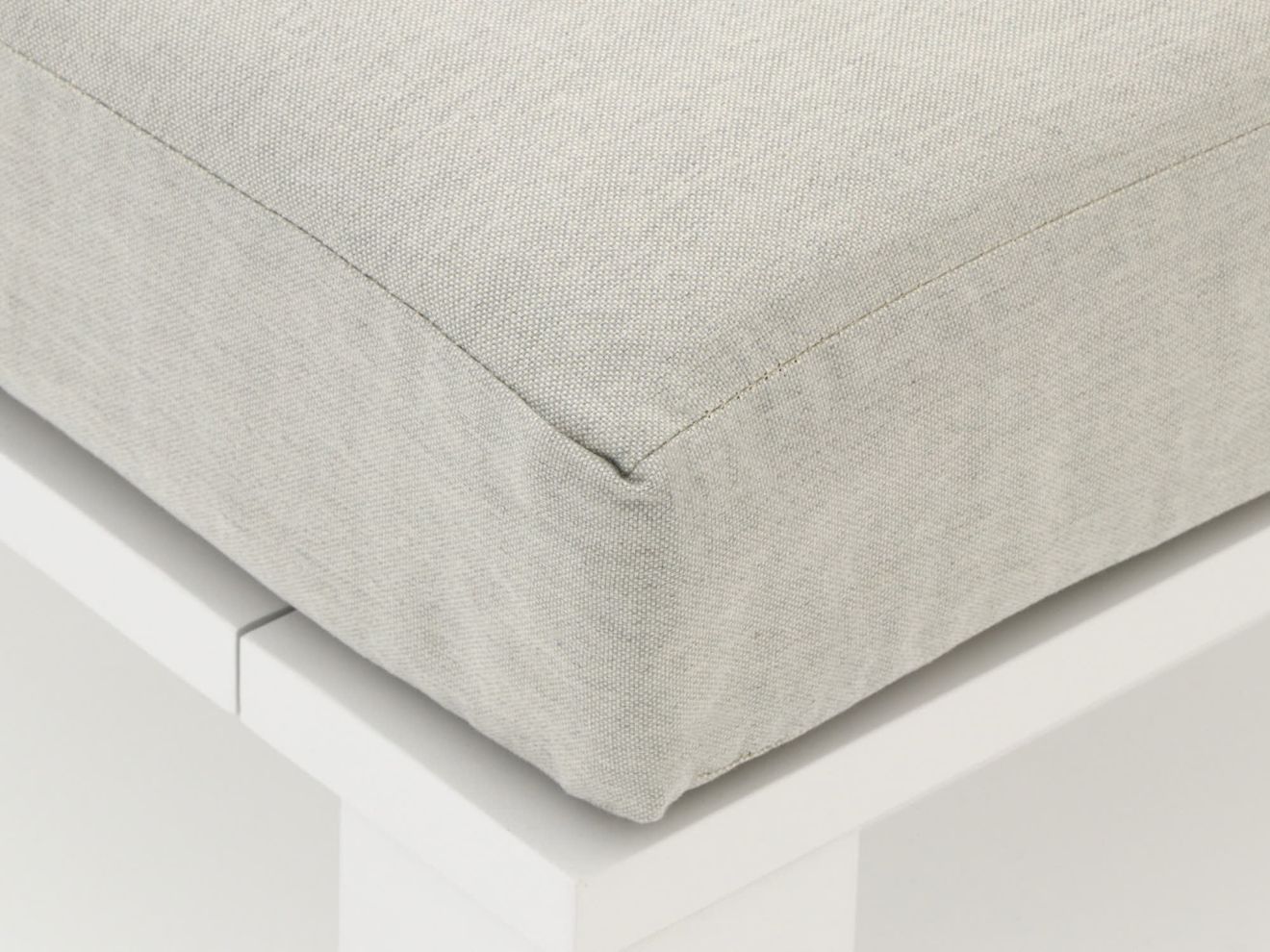 Bellagio Campazzo Gartenhocker 85x85x30 cm Weiß  Rabatt: 27 %