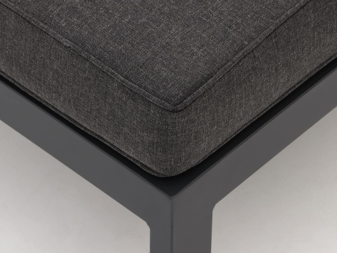 Manifesto Alzano Lounge Gartenhocker 78x...