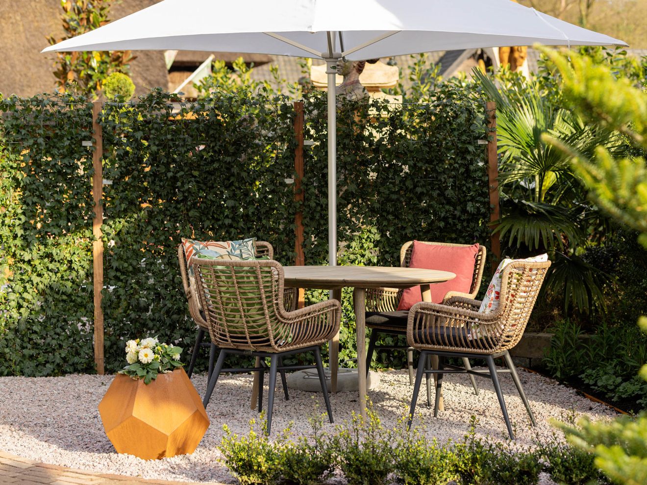 ROUGH-K Gartentisch ø 115x75 cm Braun 115cm Rabatt: 20 %