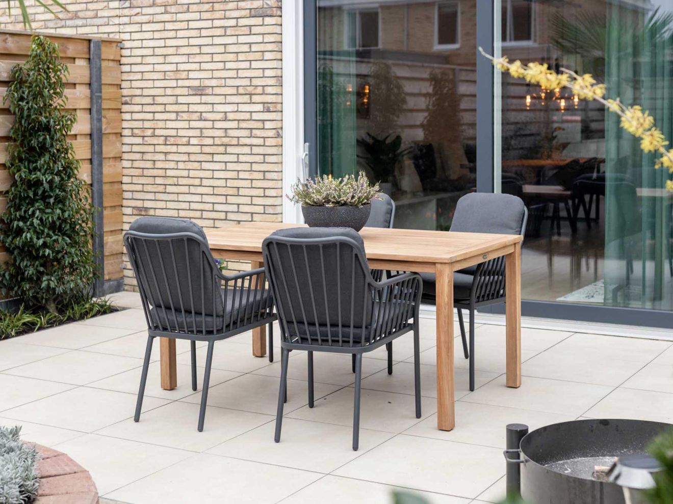 Sunyard Liverpool Gartentisch 160x90cm Braun Rabatt: 31 % Sunyard Liverpool Gartentisch 160x90cm Braun Rabatt: 31 %