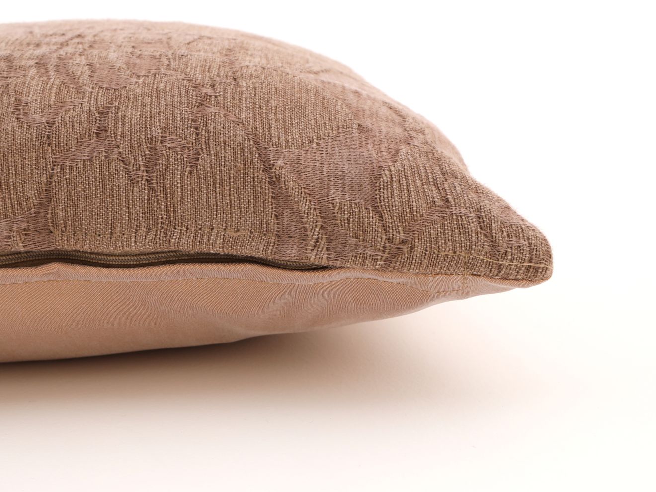 Madison Dekokissen 42x42 cm Rabatt: 30 %...