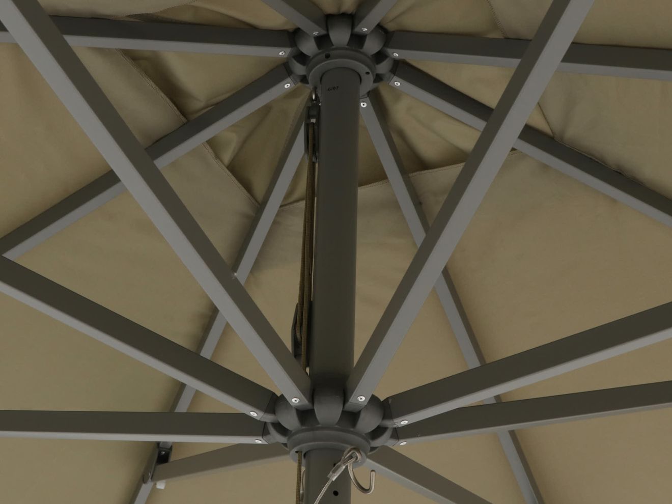 Shadowline Bonaire Sonnenschirm 300x300 ...