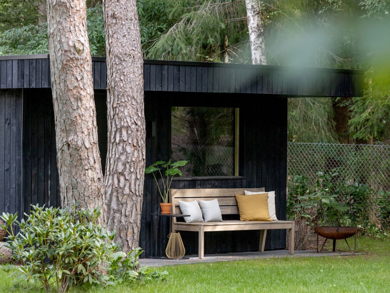 ROUGH-S Gartenbank 190x45 cm Braun 190x60cm Rabatt: 20 % ROUGH-S Gartenbank 190x45 cm Braun 190x60cm Rabatt: 20 %