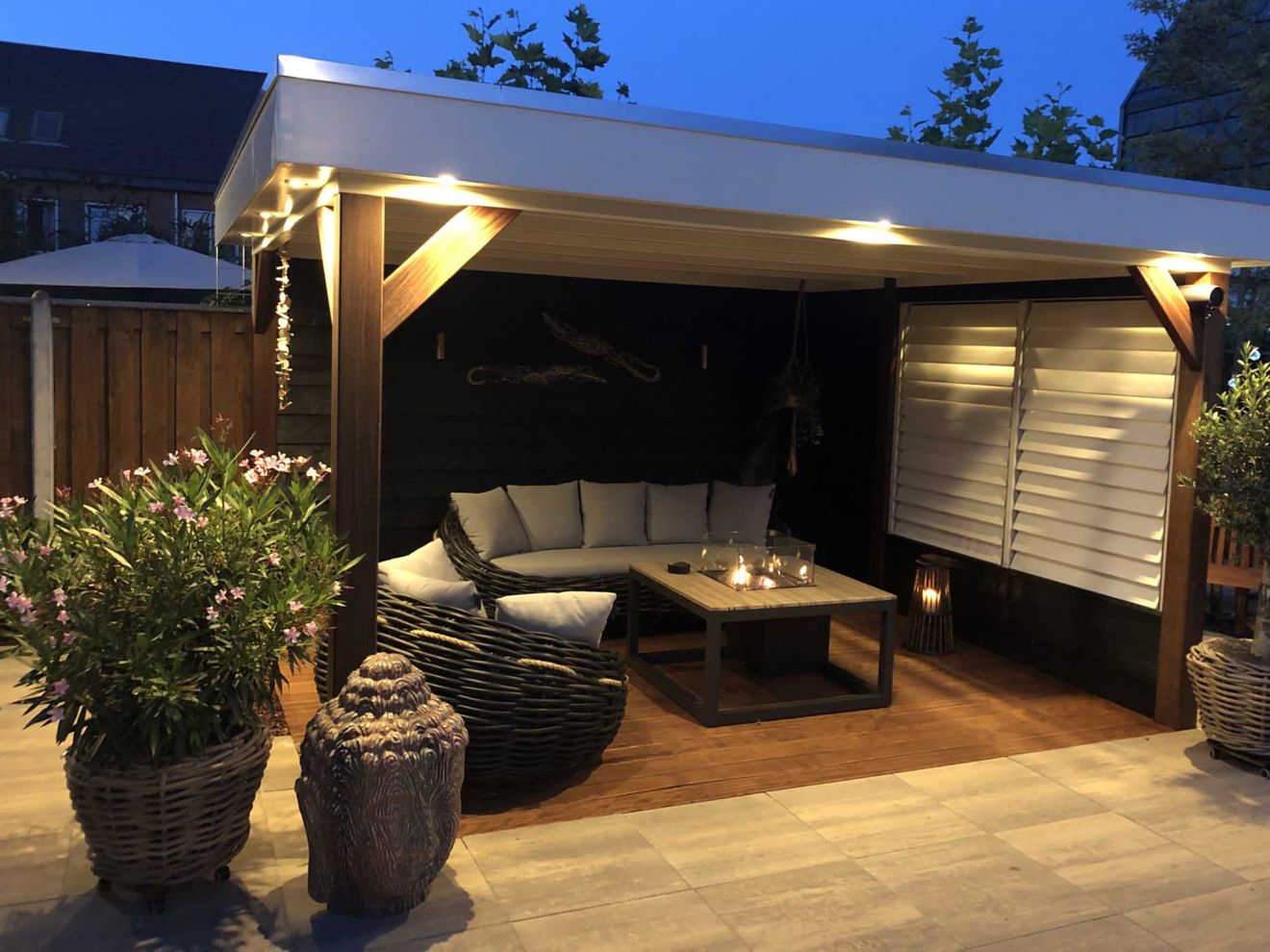 Apple Bee Cocoon Gartensofa 237 cm Schwarz 237x127cm Rabatt: 8 %