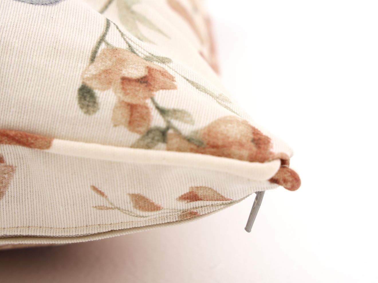 Madison Dekokissen 50x50cm Weiß 50x50cm Rabatt: 20 %