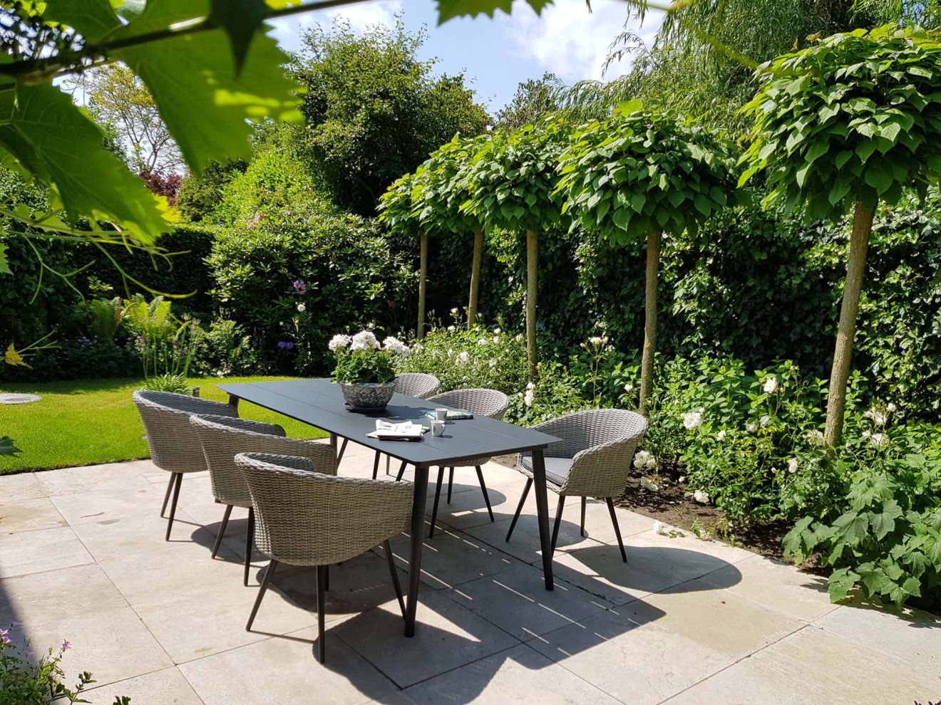 Manifesto Sora Gartentisch 220x90x74 cm Grau Rabatt: 20 % Manifesto Sora Gartentisch 220x90x74 cm Grau Rabatt: 20 %