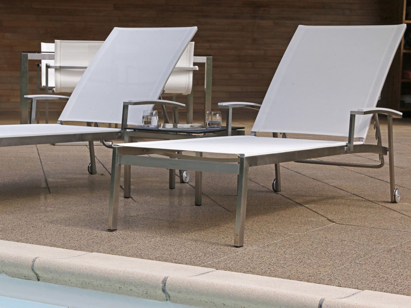 Bernstein Mainz Gartenliege mit Rad Wei...