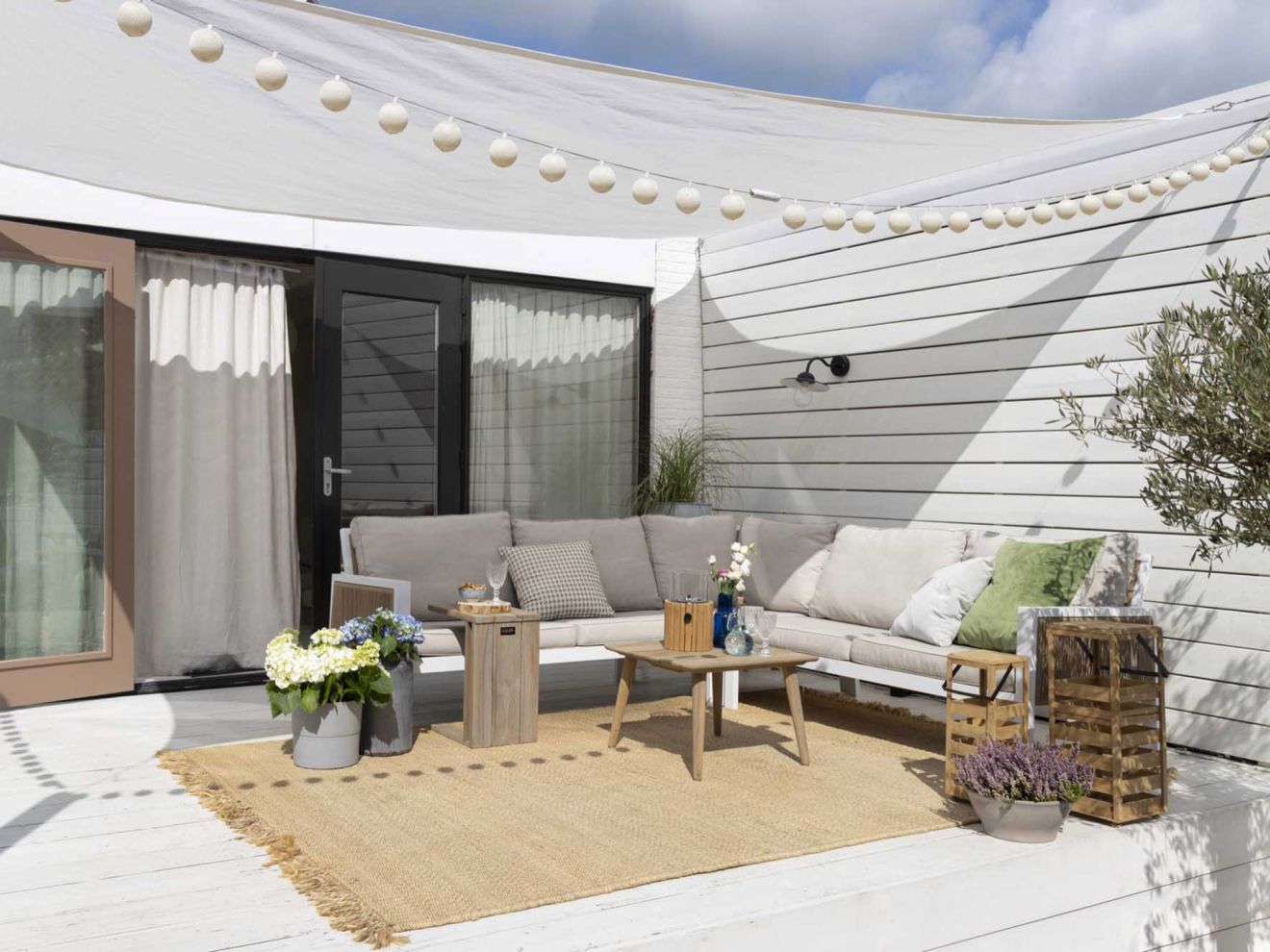 ROUGH-K Loungetisch 80x80x45 cm Braun  Rabatt: 20 %