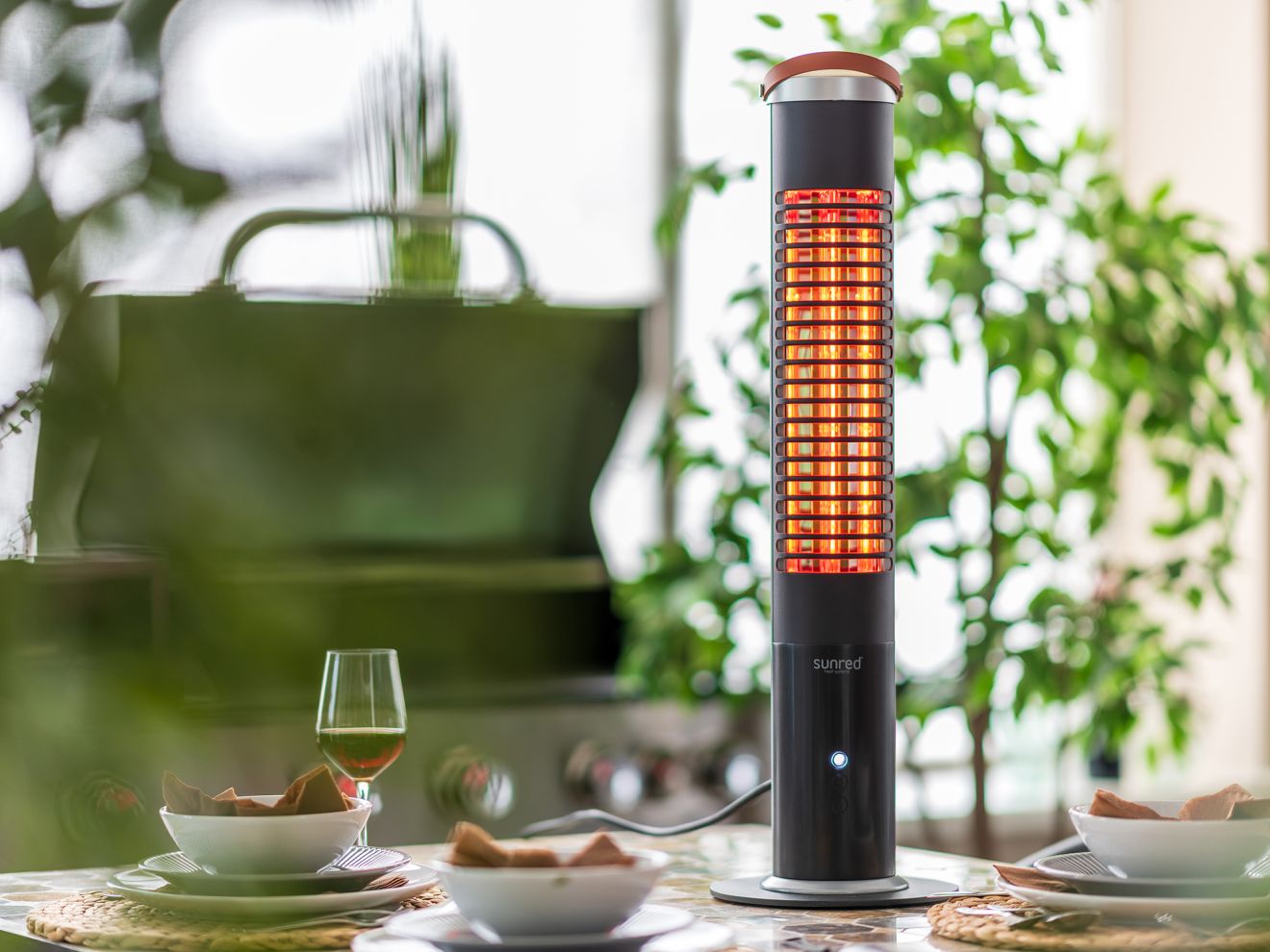 Sunred Ultra Smart Apollo Stand Heizstrahler 1200 Watt Schwarz