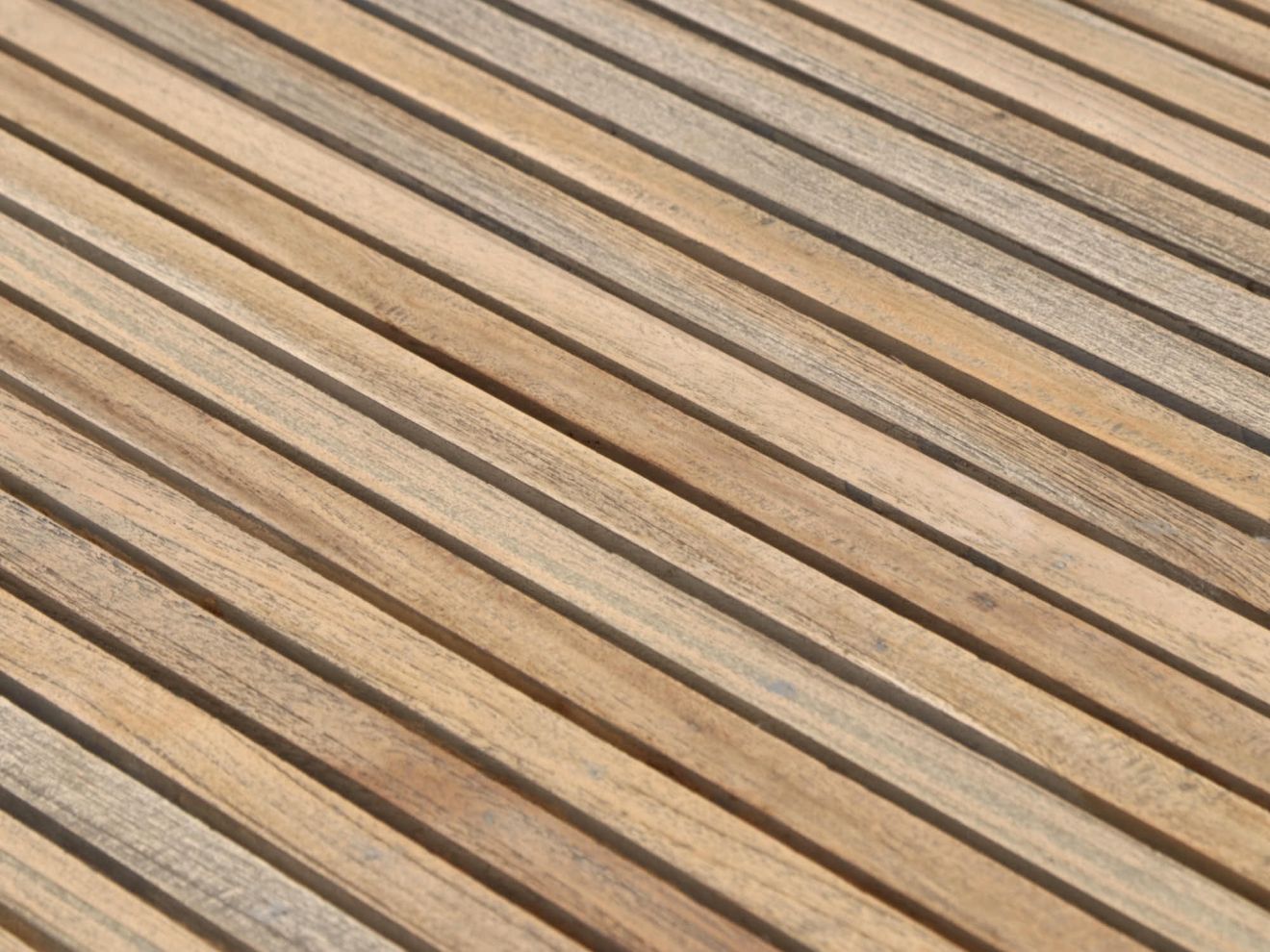 ROUGH-D Loungetisch 110x110 cm Braun  Rabatt: 23 %