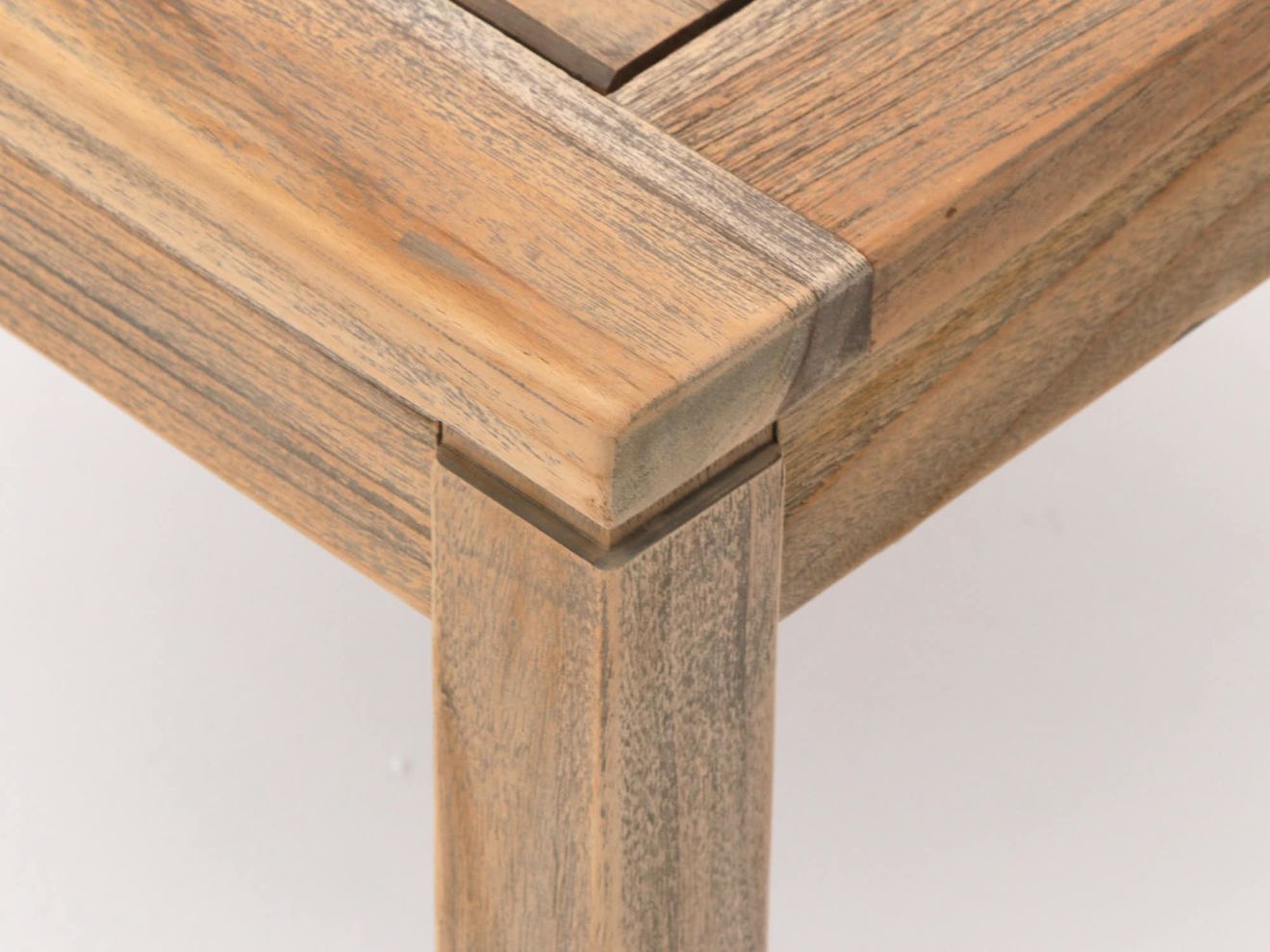 ROUGH-S Beistelltisch Outdoor 60x60x38 cm