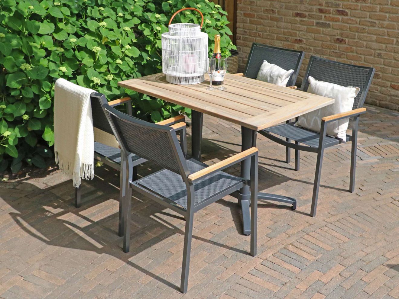 Bellagio Canzo Gartentisch klappbar 120x...