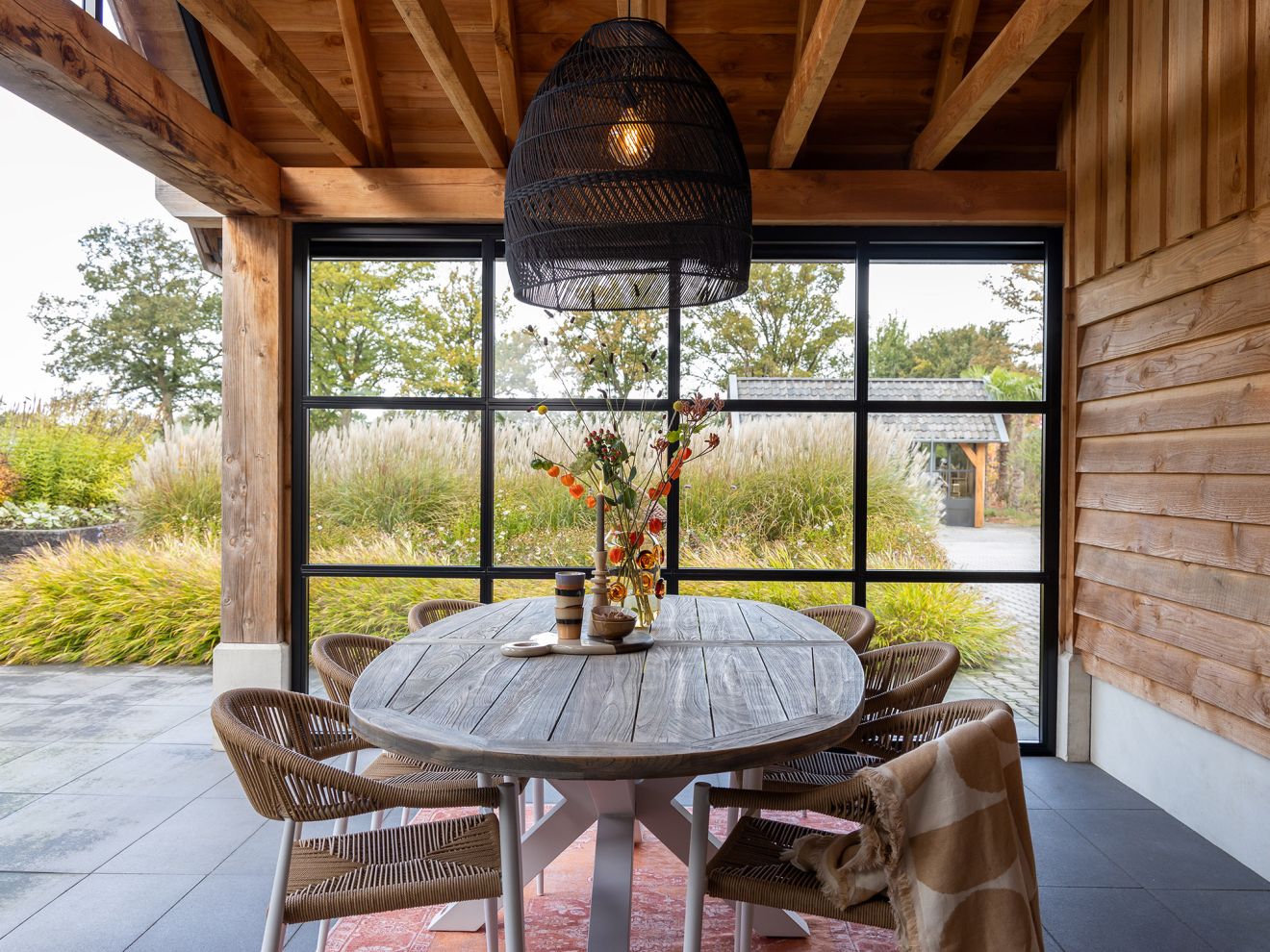 ROUGH-Y Ellips Gartentisch 240x120 cm Braun  Rabatt: 31 %