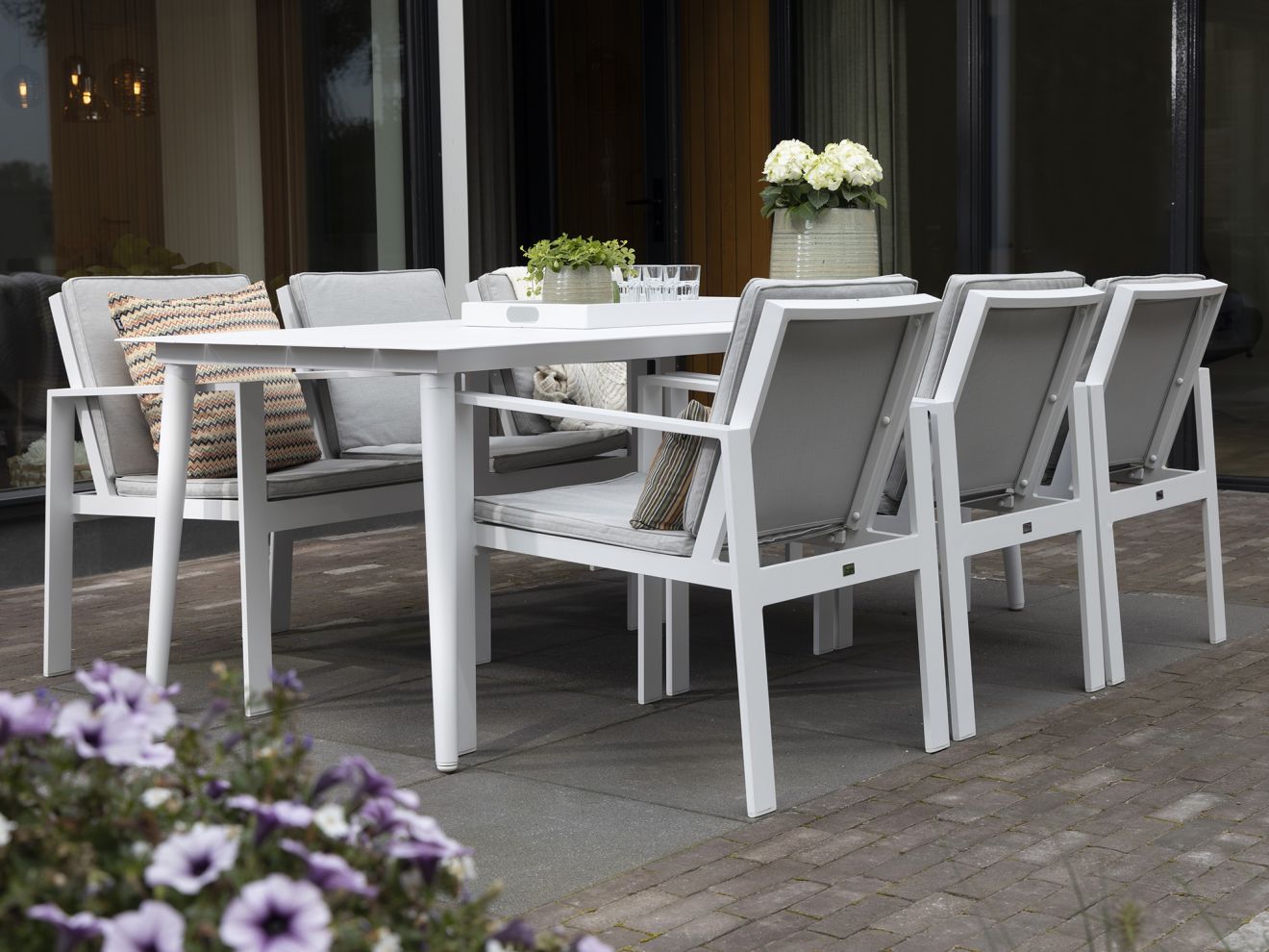 Bellagio Vezzano/Bresimo 317 cm Gartenmöbel-Set 9-teilig Weiß Rabatt: 23 % Bellagio Vezzano/Bresimo 317 cm Gartenmöbel-Set 9-teilig Weiß Rabatt: 23 %