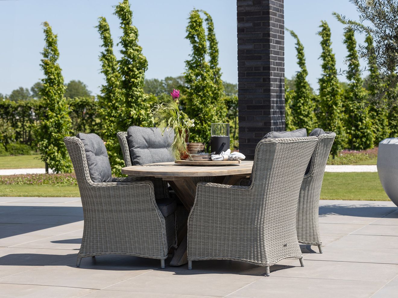 Intenso Milano/ROUGH-X 180 cm Gartenmöbel-Set 5-teilig Braun Rabatt: 27 % Intenso Milano/ROUGH-X 180 cm Gartenmöbel-Set 5-teilig Braun Rabatt: 27 %