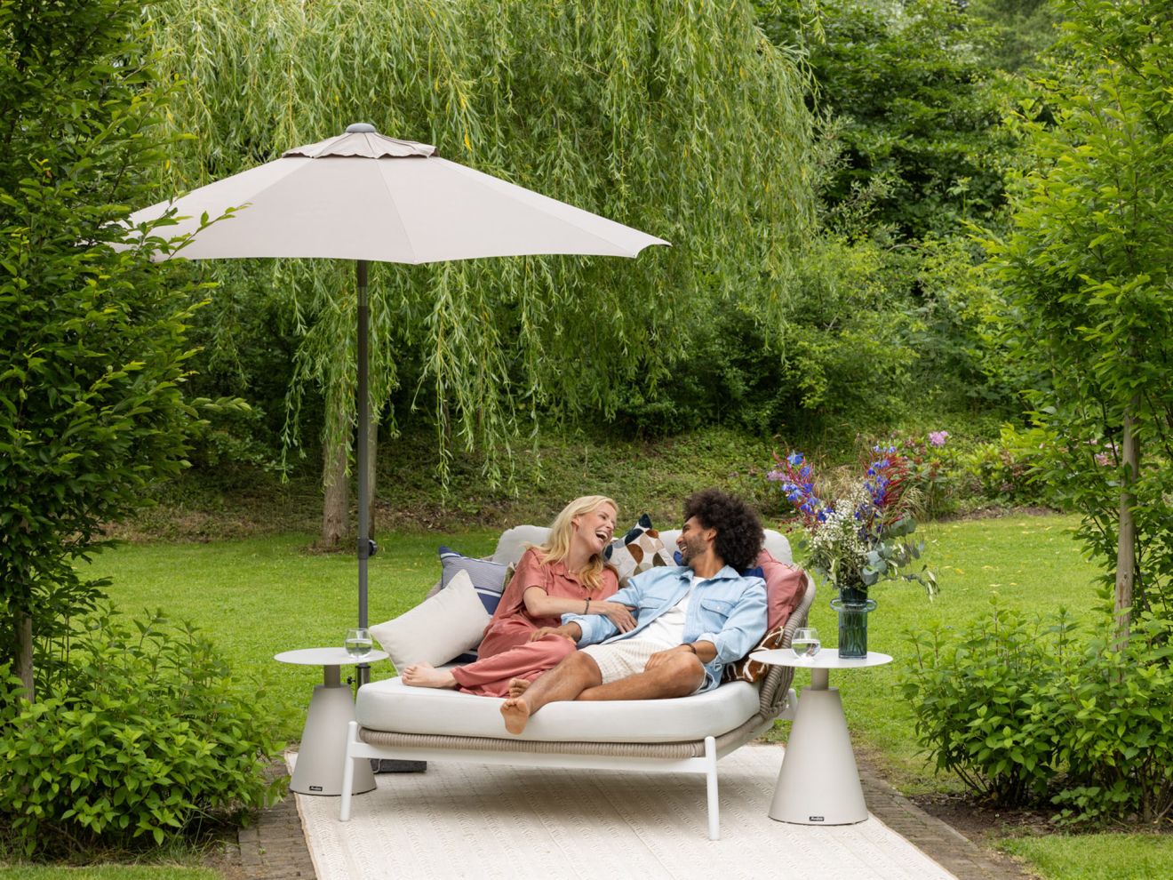 Shadowline Push-up Sonnenschirm ø 250 cm Taupe 250cm Shadowline Push-up Sonnenschirm ø 250 cm Taupe 250cm