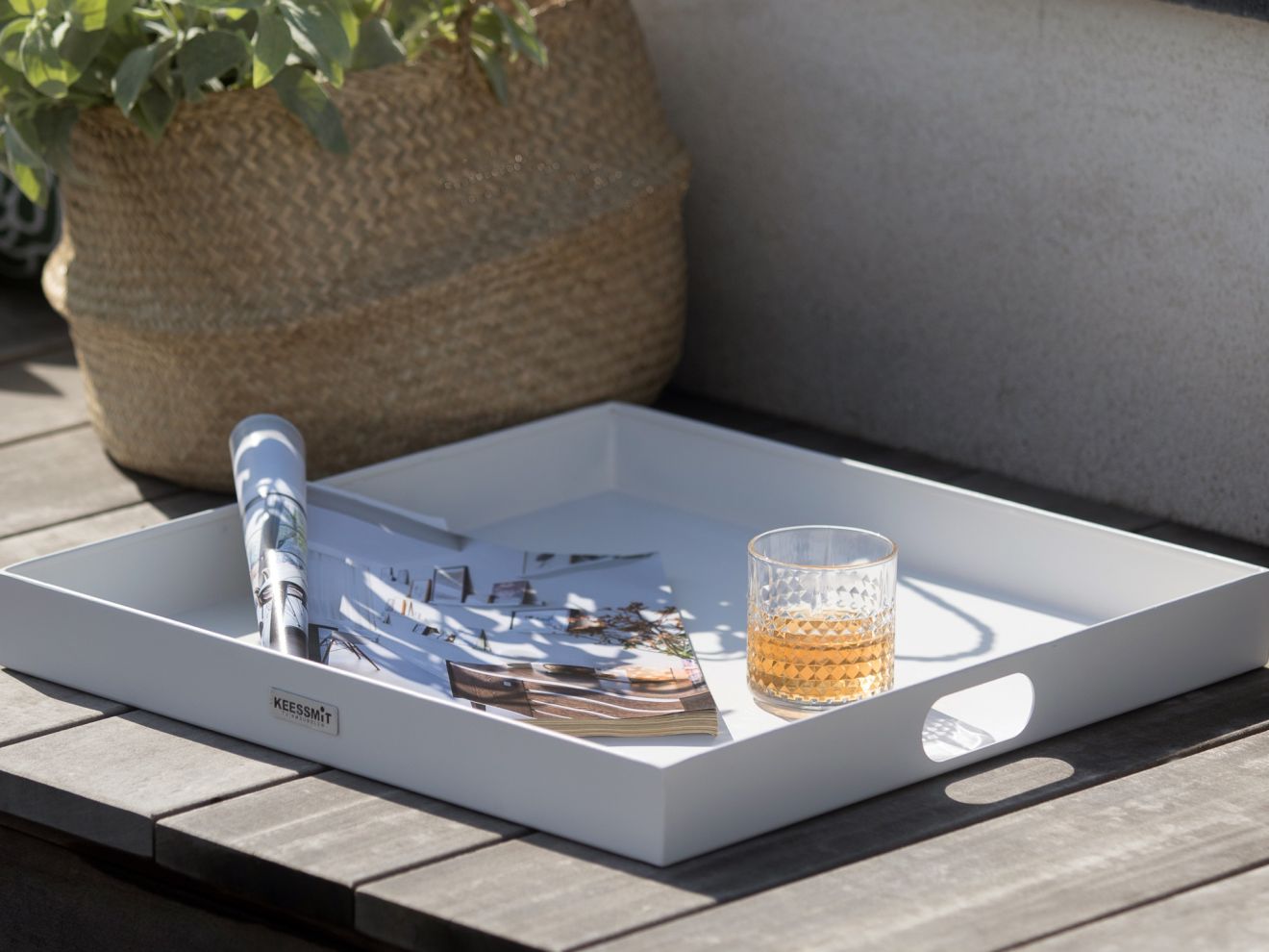 Manifesto Tablett 60x60 cm Weiß  Rabatt: 19 %