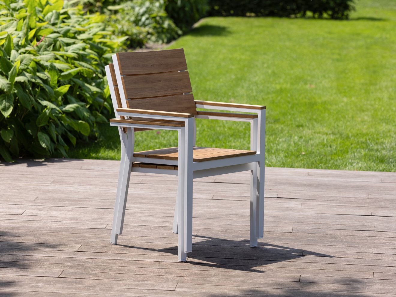 Bellagio Fidenza Gartenstuhl stapelbar Weiß  Rabatt: 21 %