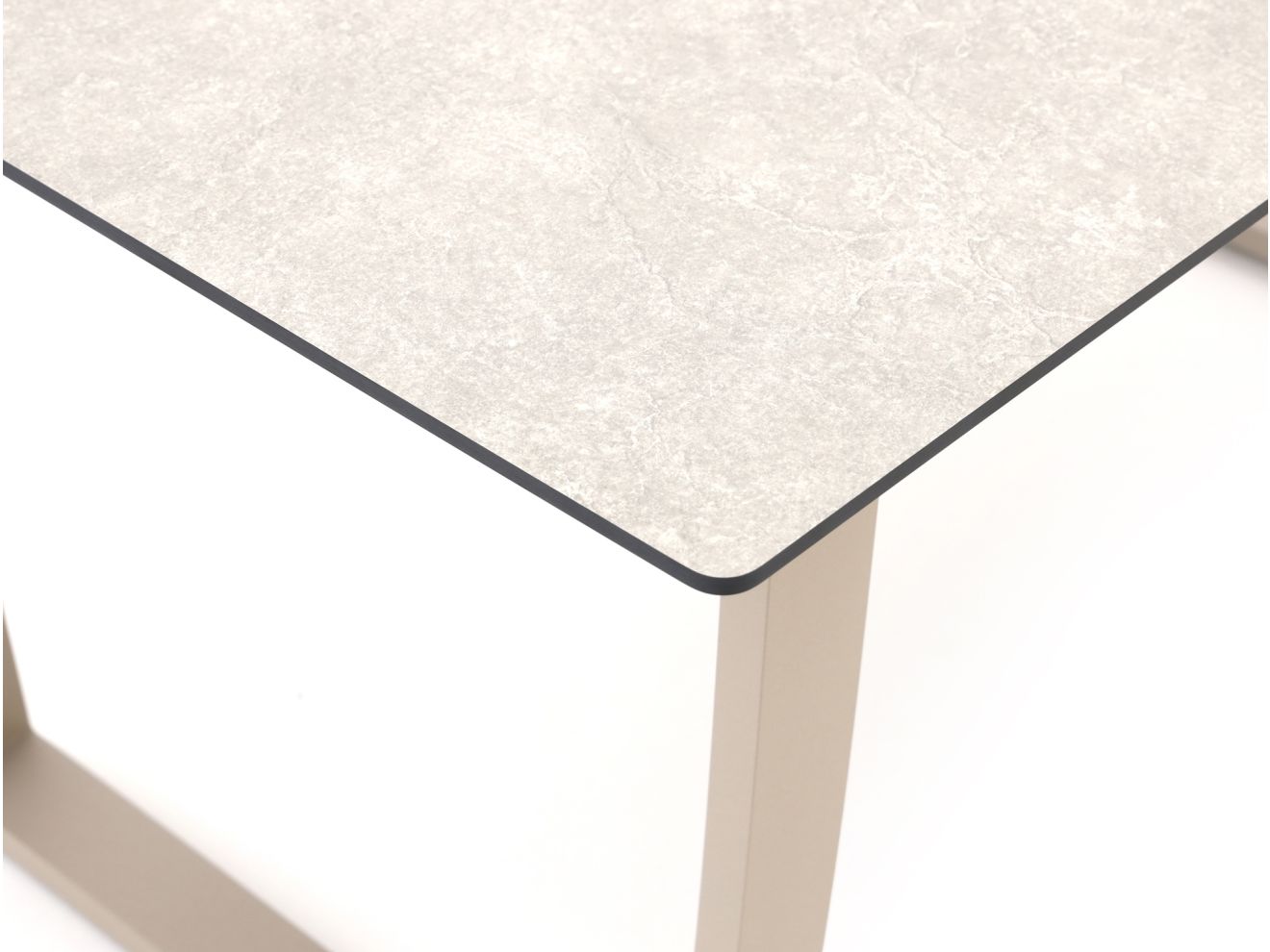 Tierra Outdoor Liv Lounge/Dining Gartentisch 150x90x75 cm Taupe