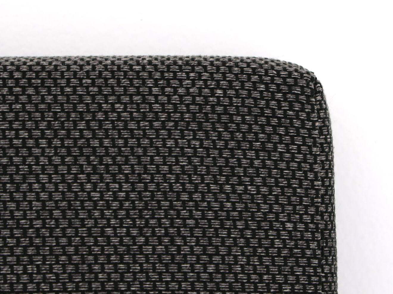 Kissen für ROUGH-B Loungetisch 60x60 cm Taupe 60x60cm Rabatt: 17 % Kissen für ROUGH-B Loungetisch 60x60 cm Taupe 60x60cm Rabatt: 17 %