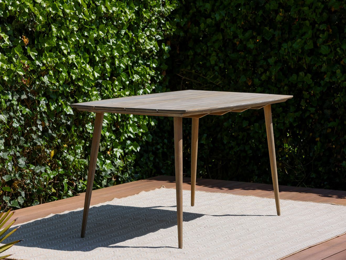 ROUGH-K Gartentisch 160x90x75 cm Braun  Rabatt: 20 %