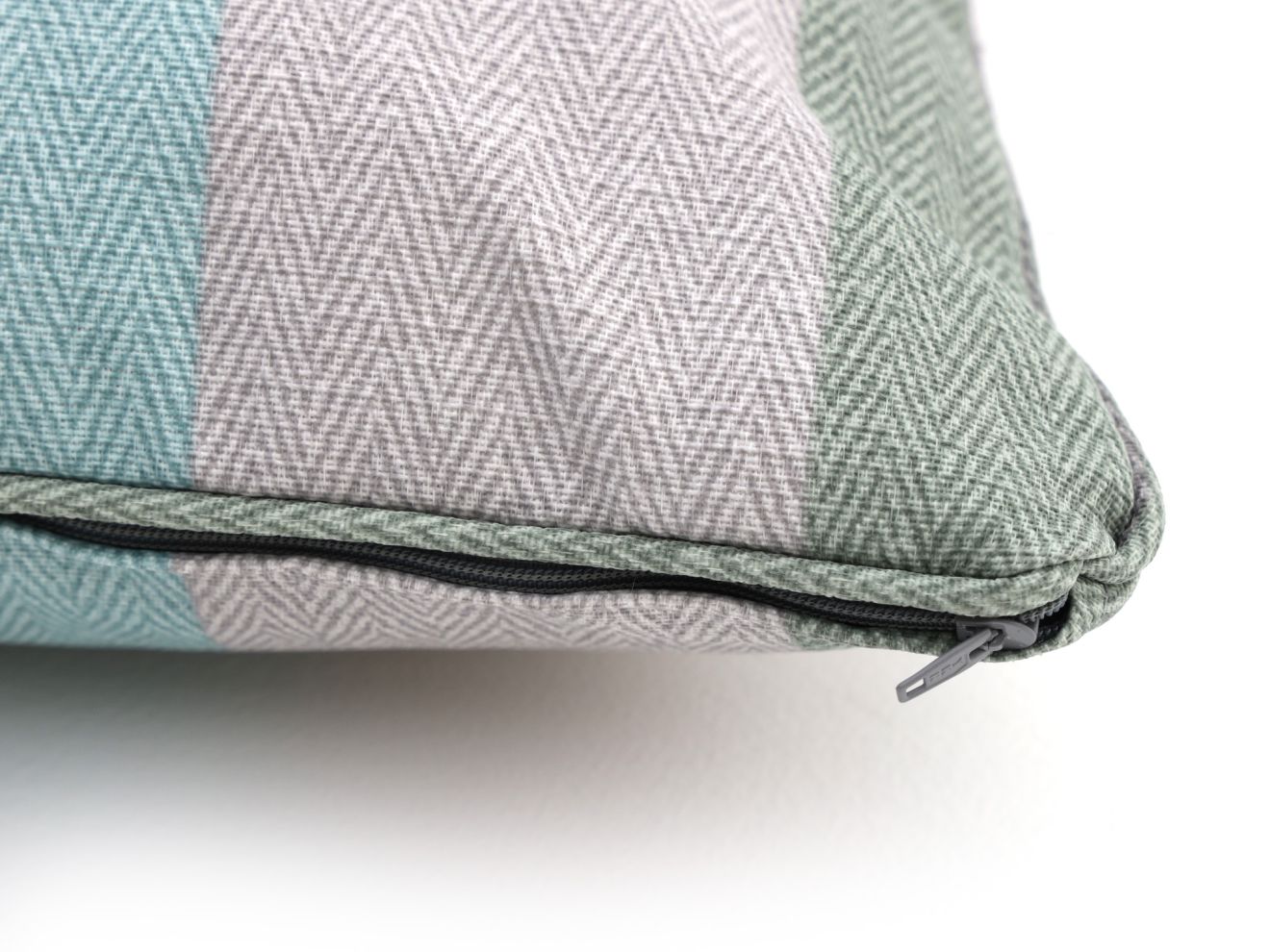 Madison Dekokissen 60x60 cm Grau 60x60cm