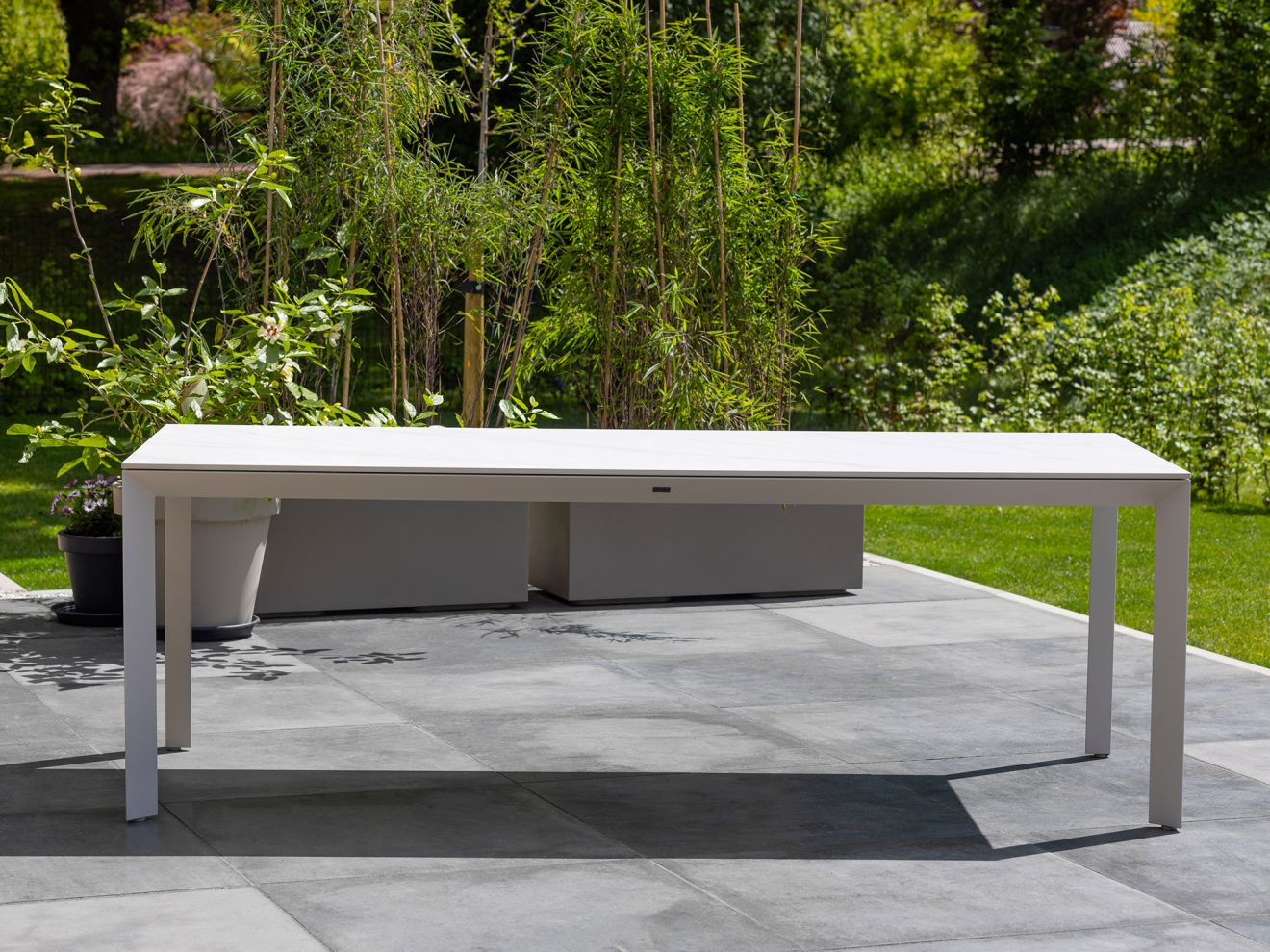 Manifesto Cavone/Sestino 220 cm Gartenmöbel-Set 7-teilig stapelbar Weiß  Rabatt: 21 %