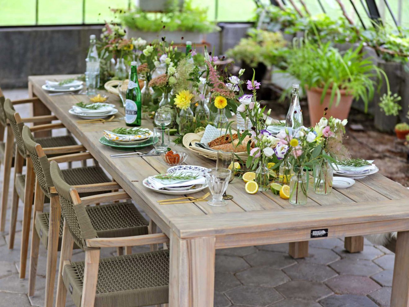 ROUGH-X Gartentisch 320x100x76 cm Braun ... ROUGH-X Gartentisch 320x100x76 cm Braun ...