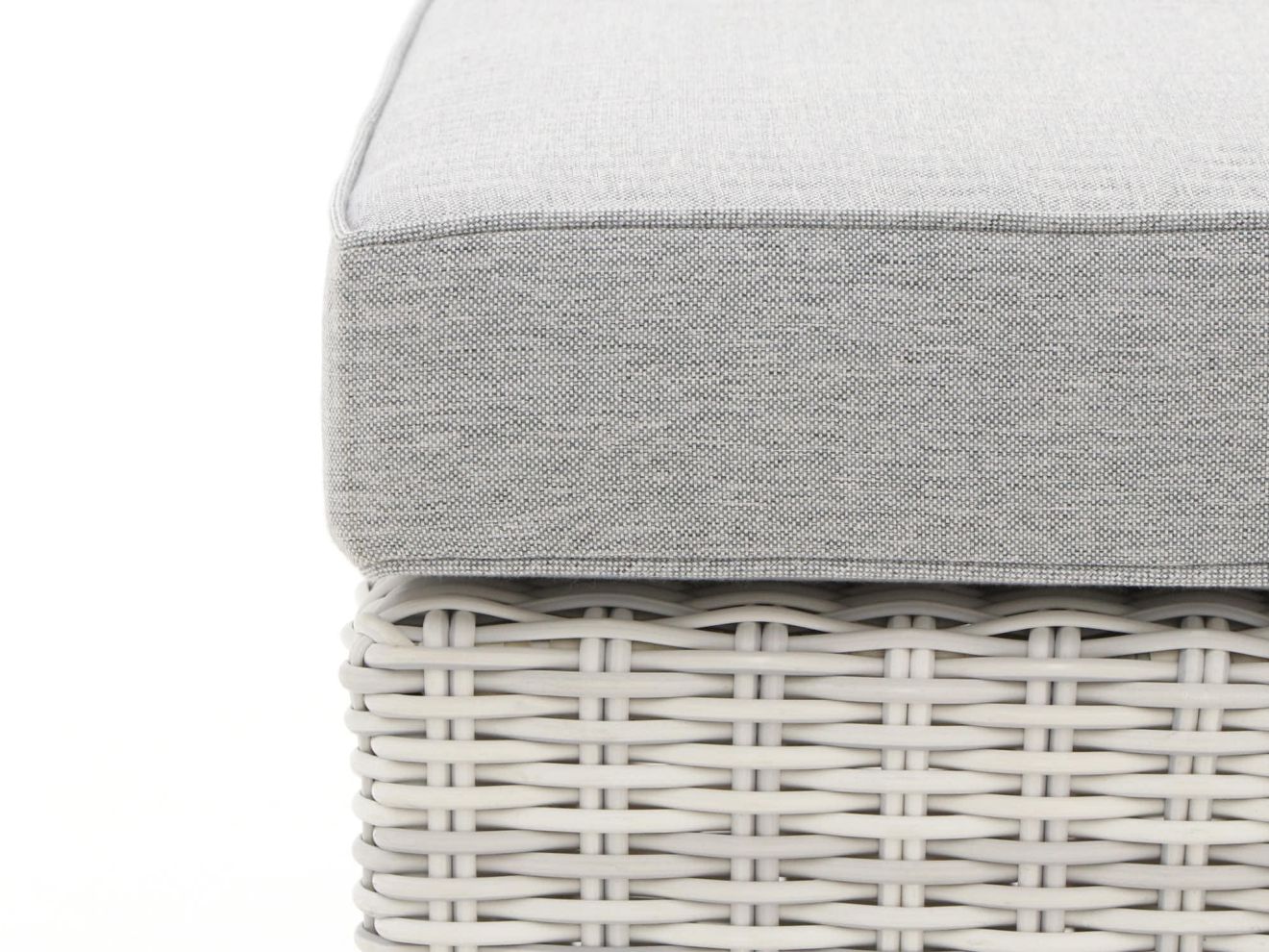 Intenso Fellini Lounge Fußbank 63x63 cm Weiß 63x63cm Rabatt: 20 %
