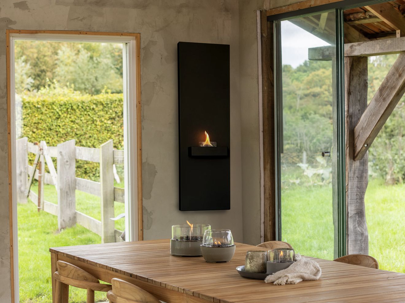 Tenderflame Rock 90 Wandkamin 40×24,5×130 cm Schwarz