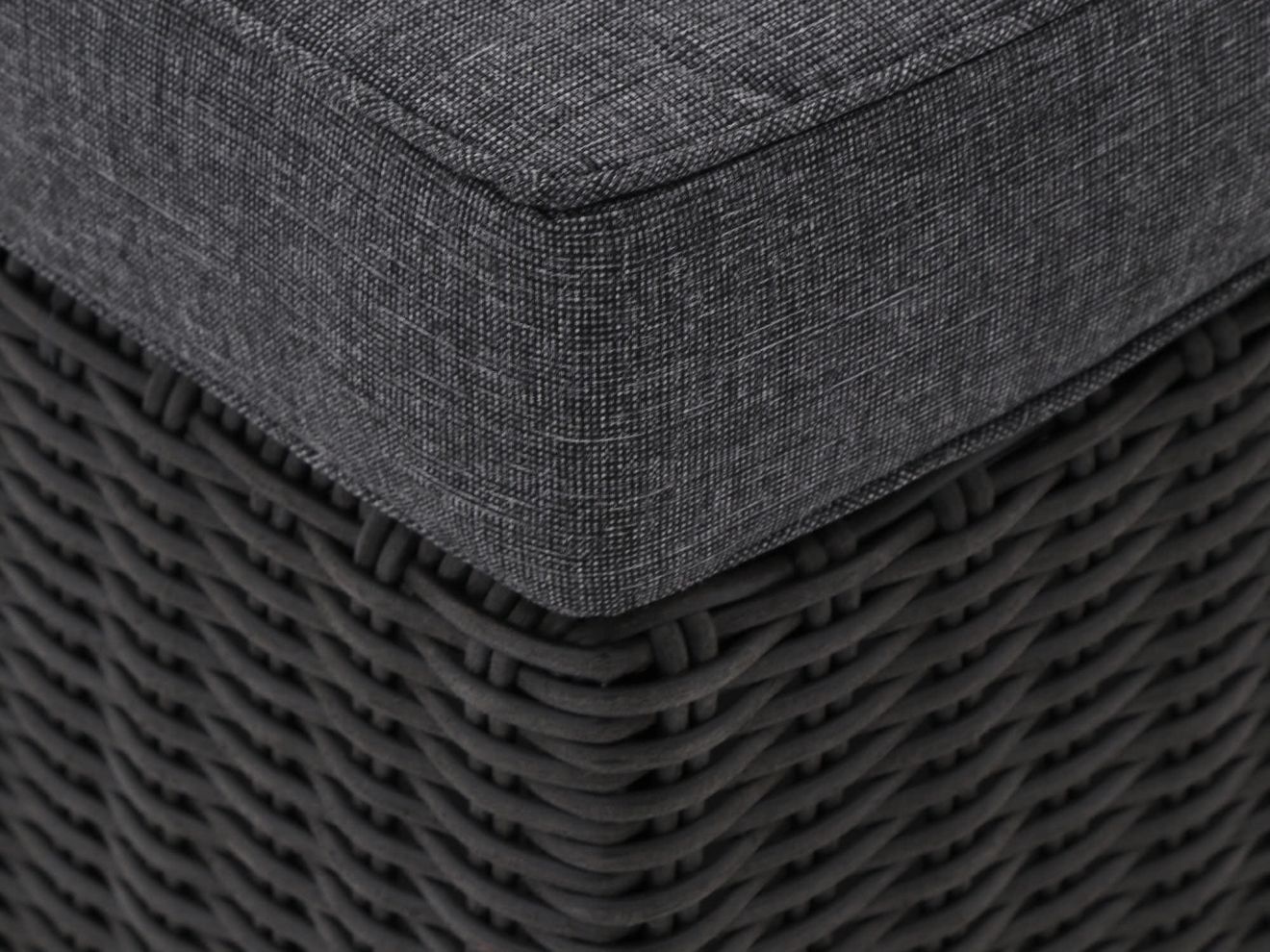 Intenso Fellini Lounge Fußbank 63x63 cm Grau 63x63cm Rabatt: 20 % Intenso Fellini Lounge Fußbank 63x63 cm Grau 63x63cm Rabatt: 20 %