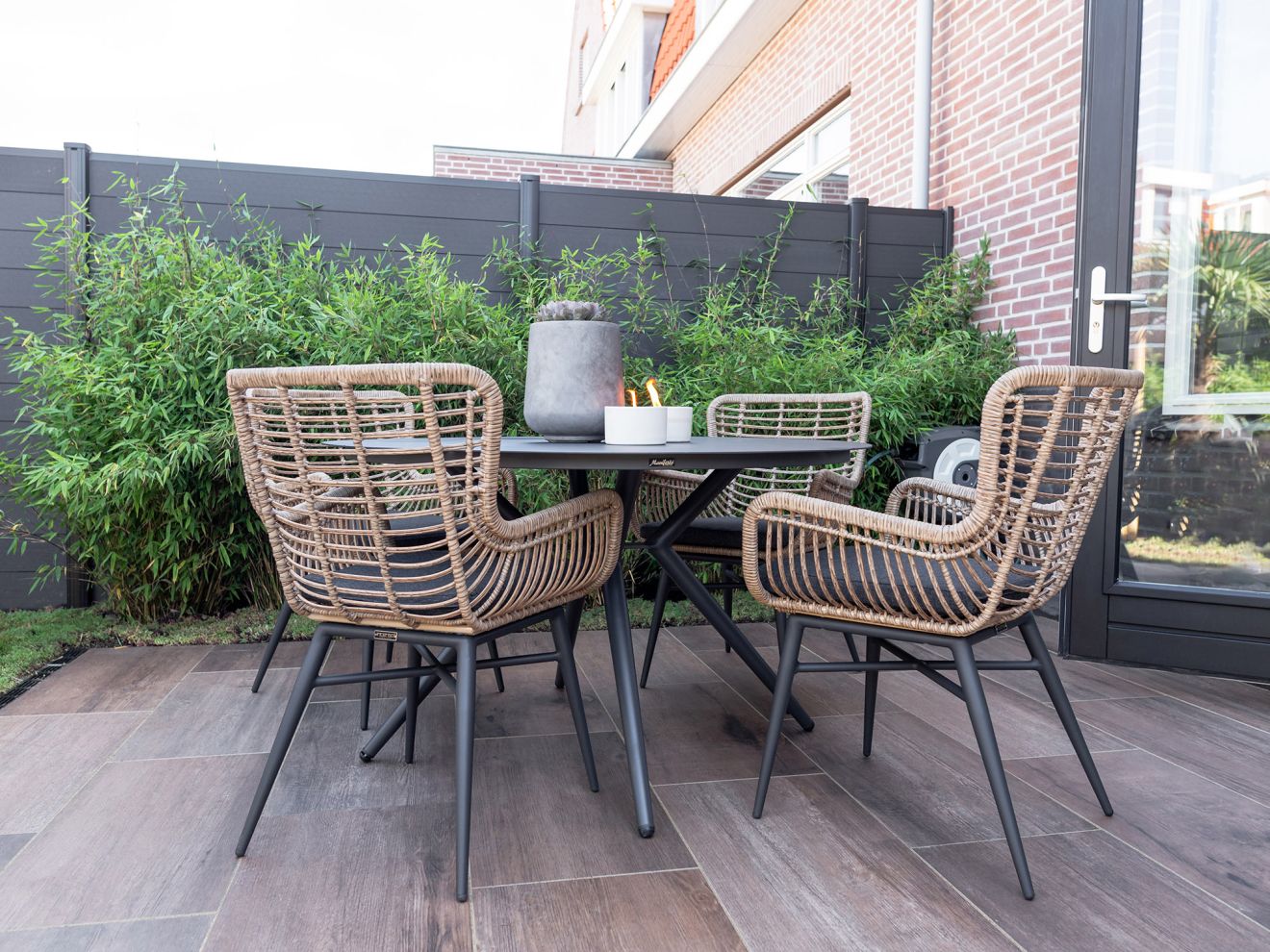 Manifesto Sora Gartentisch ø 127 (h:75 cm) Grau 127cm Rabatt: 20 %