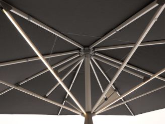 Glatz Fortello LED Sonnenschirm 400x400 cm - Black 408 (inkl. Sonnenschirmständer 160 kg mit Rad) (inkl. Batterie)